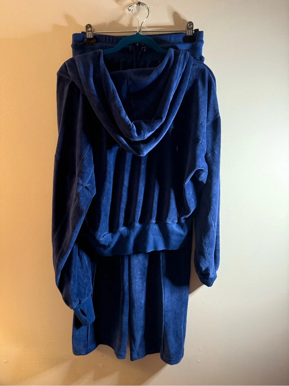 FP Movement by Free People Navy Velour Zip Hoodie & Joggers Set - Picture 4 of 4